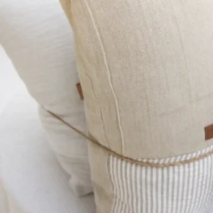 almohadones de manos manos con sentido